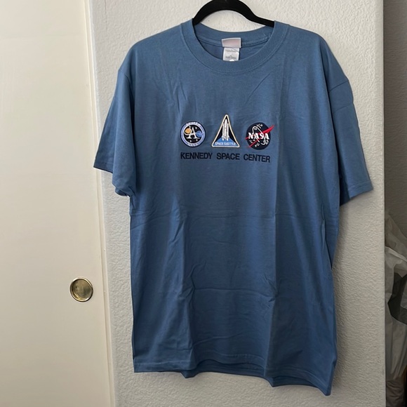 NASA Kennedy Space Center Shirt. New with Tags. Men’s t-shirt. Medium - Picture 1 of 5